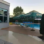 Hotel Blue Sky Golem (Tirana)