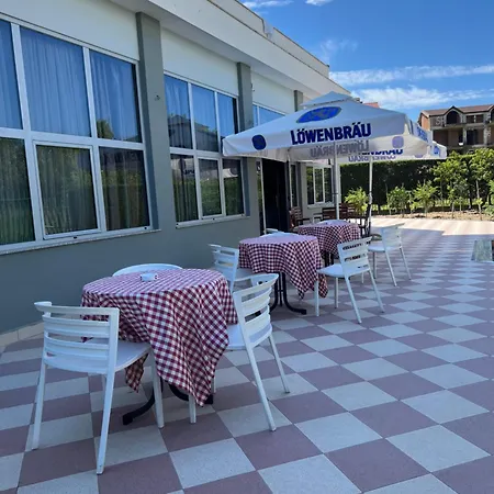 Blue Sky Hotel Golem (Tirana)