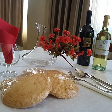 Hotel Blue Sky Golem (Tirana)