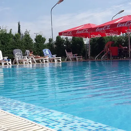 Hotel Blue Sky Golem (Tirana)