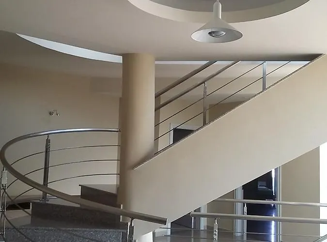 Blue Sky Hotel Golem (Tirana)